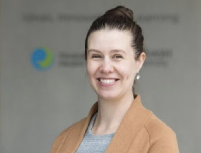 Dr Taya Collyer